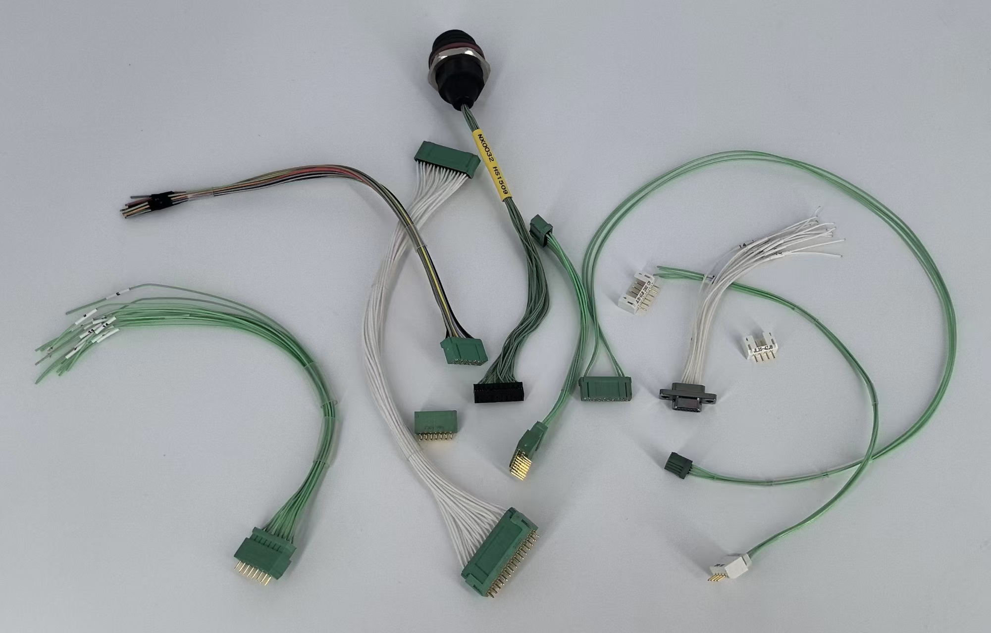 防務(wù)一體化無人機電纜線束組件